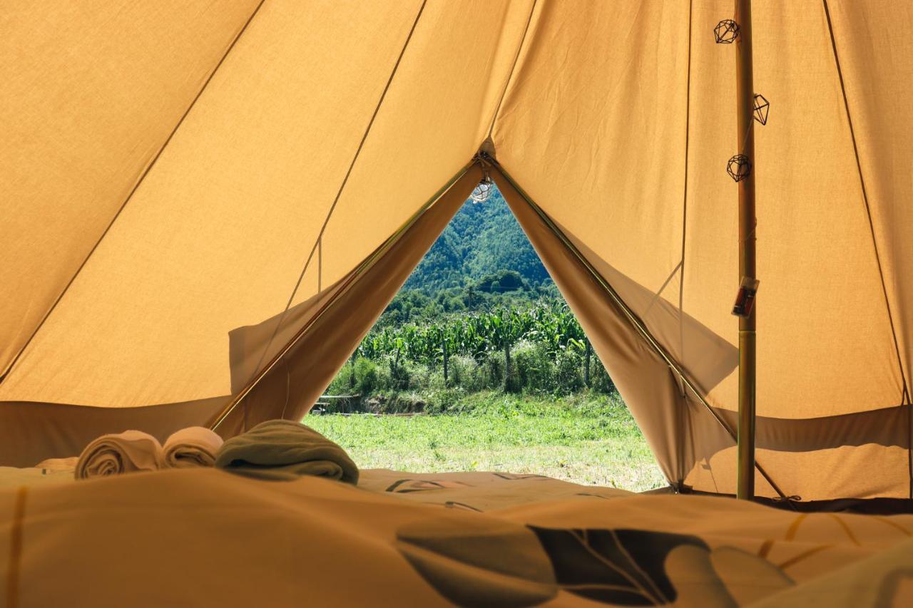 Luna Rock Glamping Brezoi - Blue Scai Extérieur photo